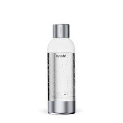 A 1 litre Mysoda premium water bottle with silver bottom and cap made from aluminium#väri_silver
