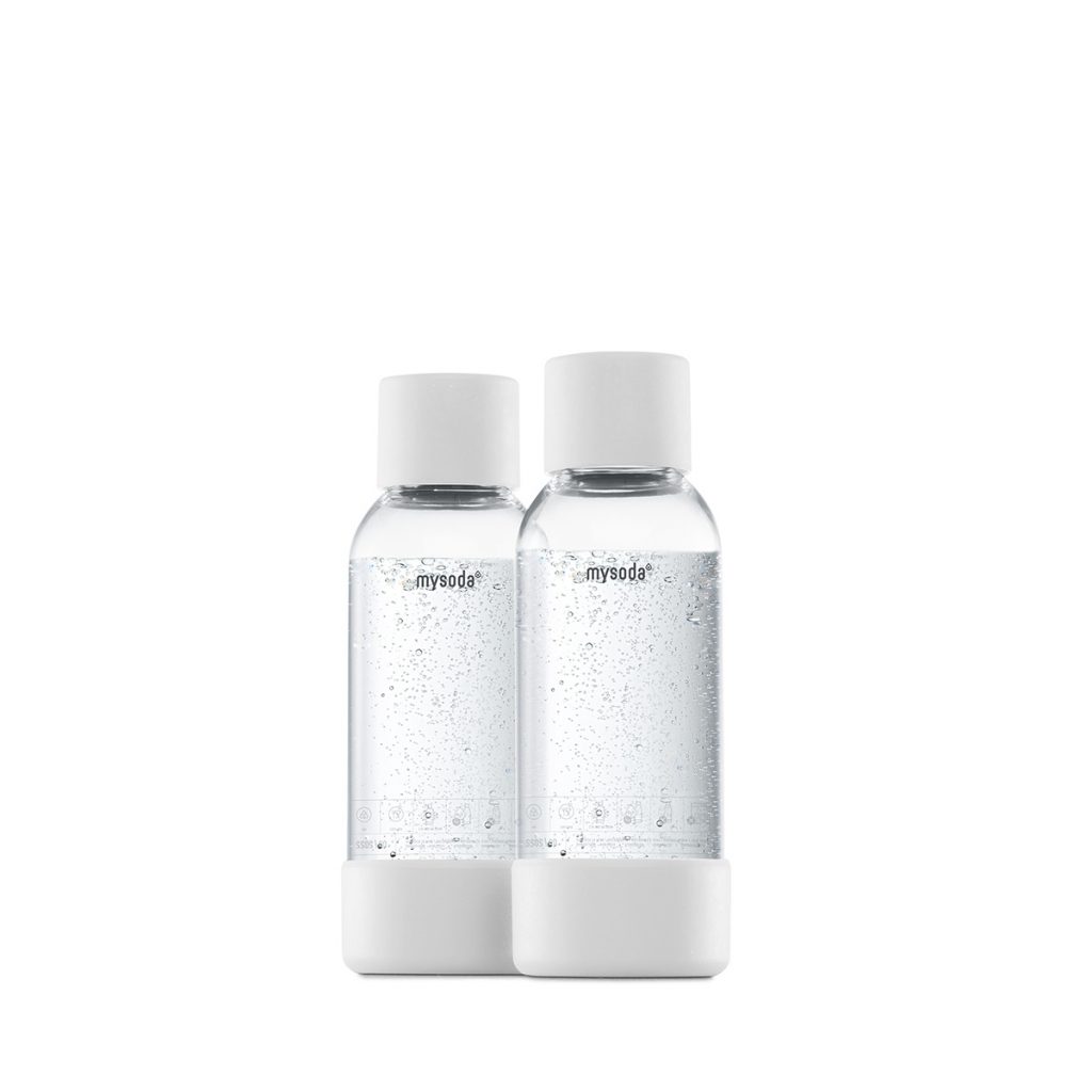 Zwei 0,5 Liter Mysoda Wasserflaschen weiß